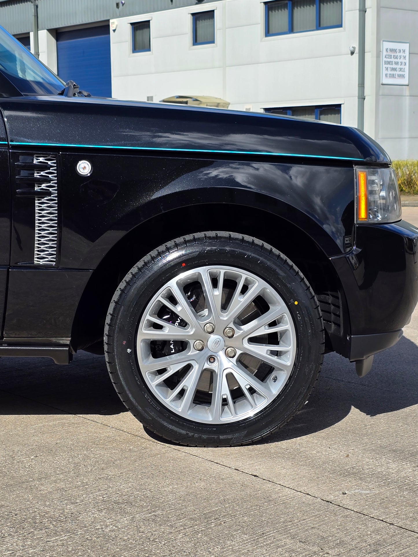 L322 Big Brake Upgrade Kit (Brembo 6-Piston) (Front)